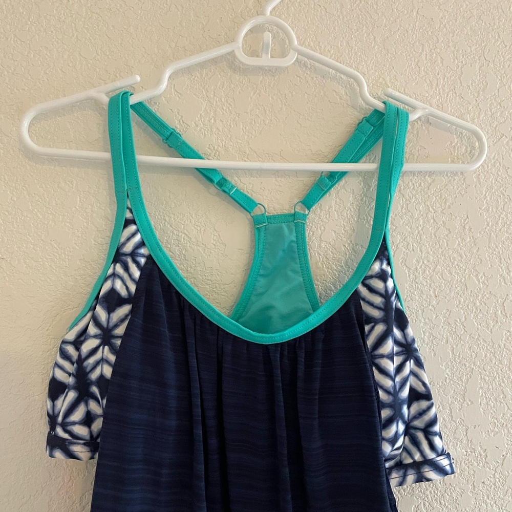 Zero Xposur Women’s Navy and Teal Swim Tankini Top size 14 - Picture 2 of 9